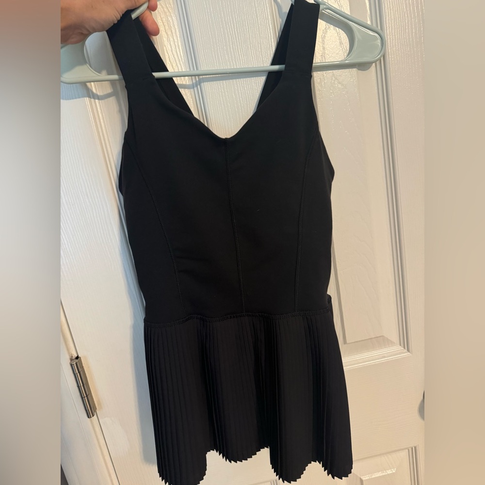 Lululemon black peplum top